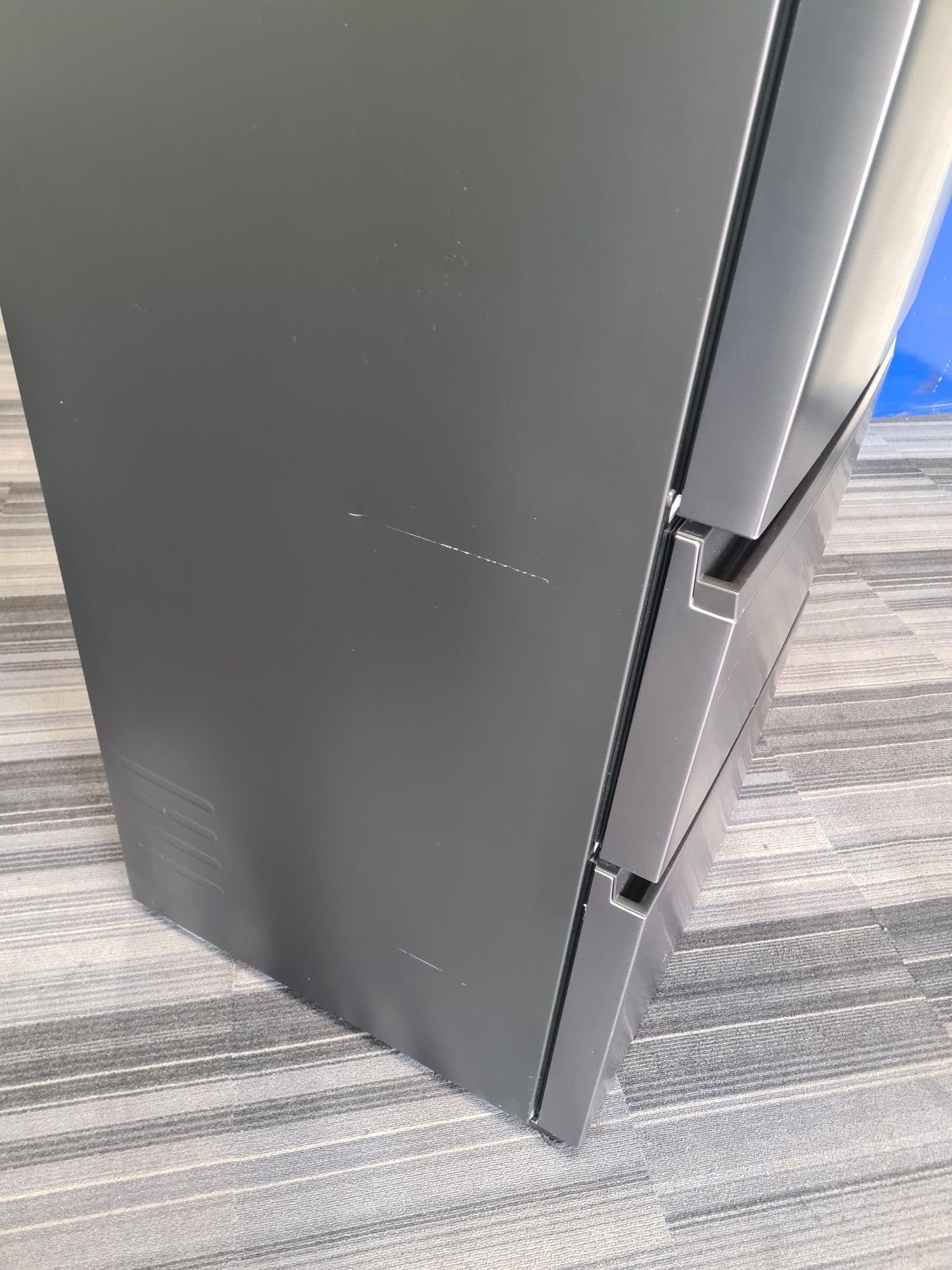Haier HTW5618EWMP 59.5cm 60/40 Frost Free Fridge Freezer - Dark Inox