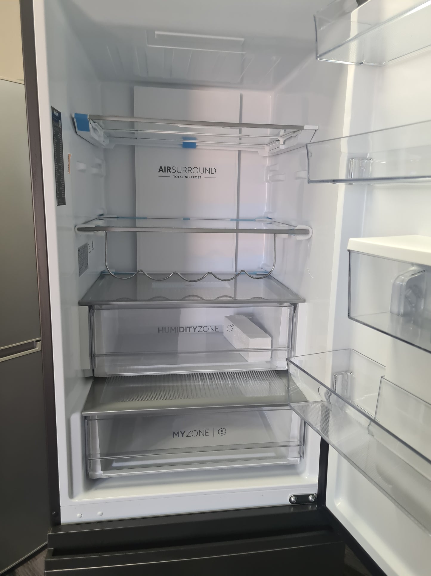 Haier HTW5618EWMP 59.5cm 60/40 Frost Free Fridge Freezer - Dark Inox
