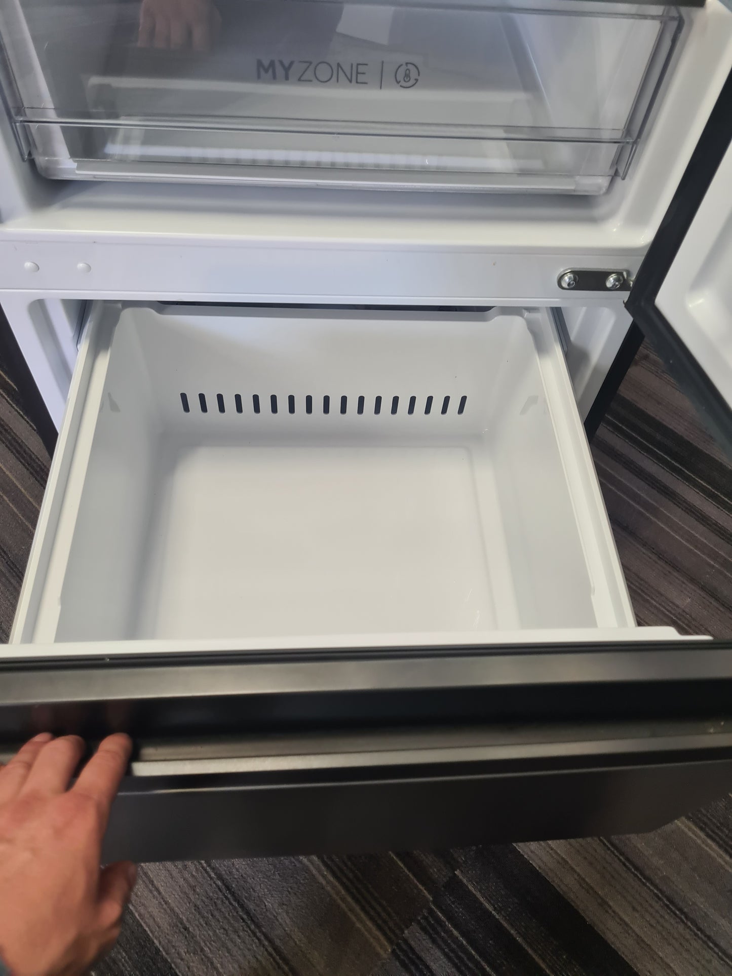 Haier HTW5618EWMP 59.5cm 60/40 Frost Free Fridge Freezer - Dark Inox