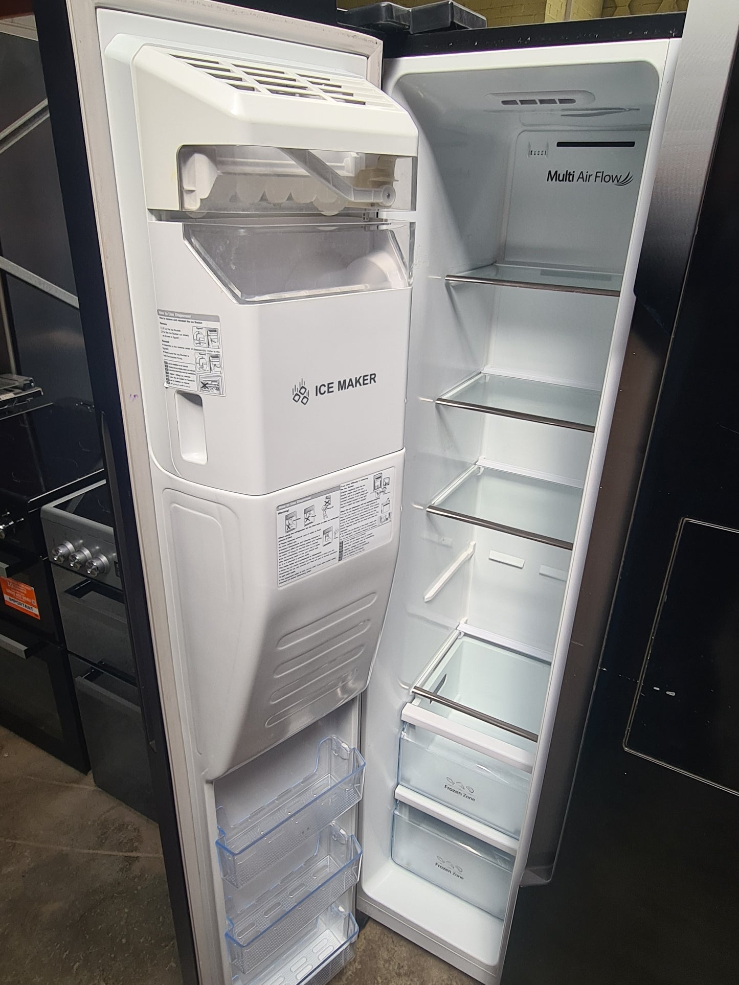 Hisense RS694N4BBF Fridge Freezer RECONDITIONED