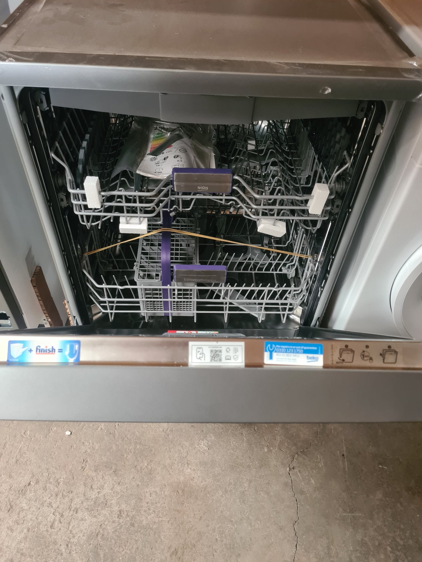 Beko CornerIntense™ BDFN36650CX Full Size Dishwasher - Stainless Steel