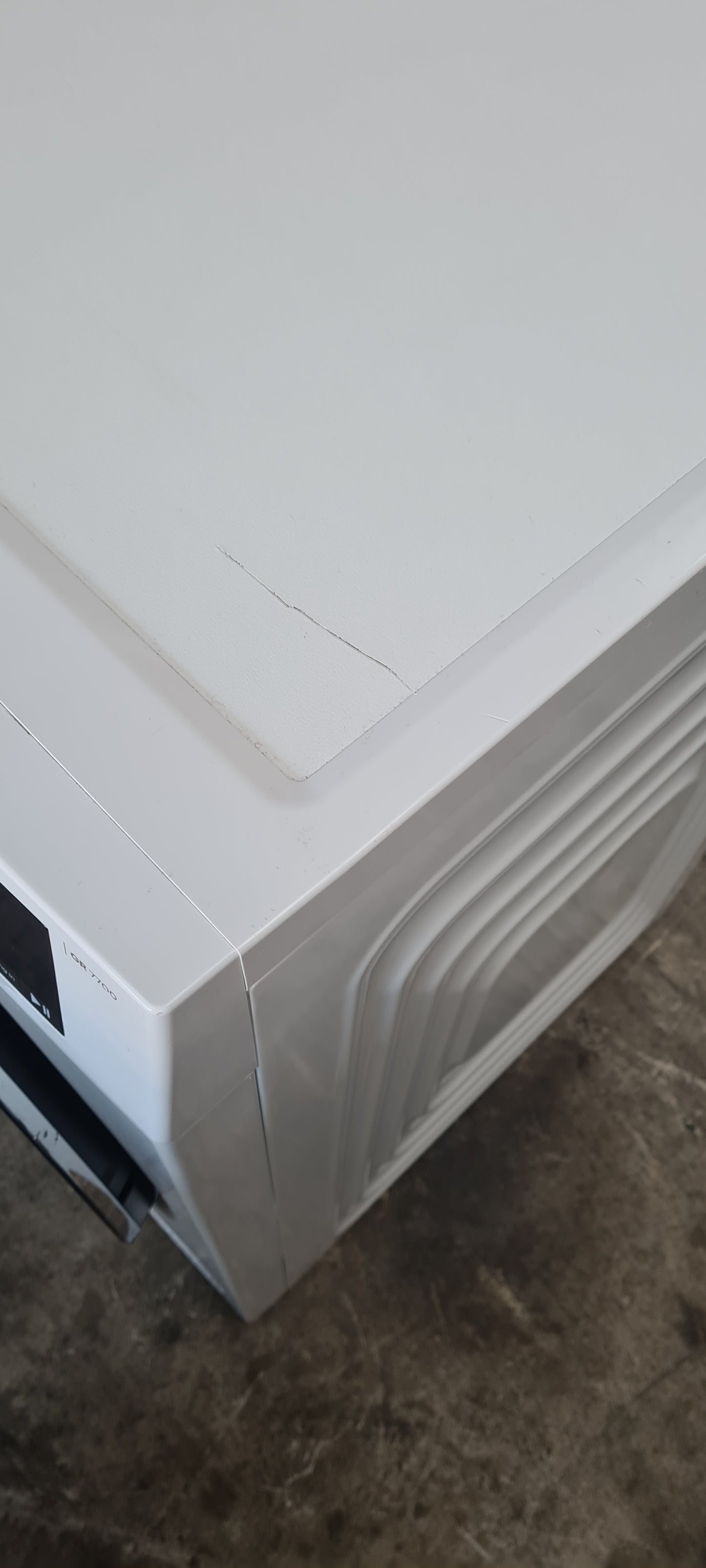 GRUNDIG GT54924CW 9 kg Heat Pump Tumble Dryer - White