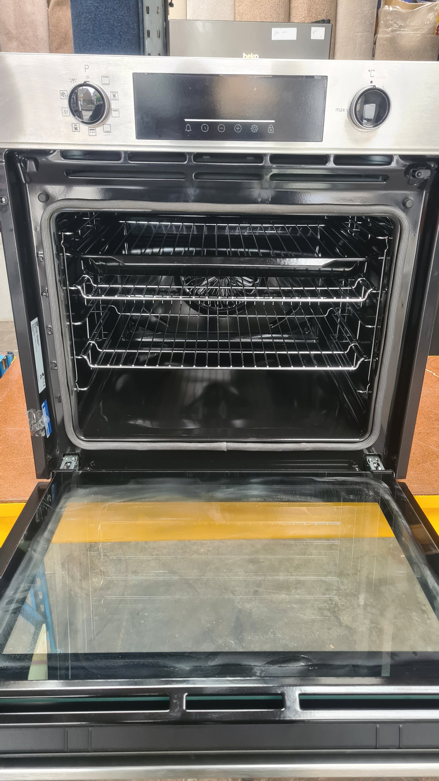Beko BBIE12301XMP Built In Electric Single Oven with Pyrolytic Cleaning - Stainless Steel