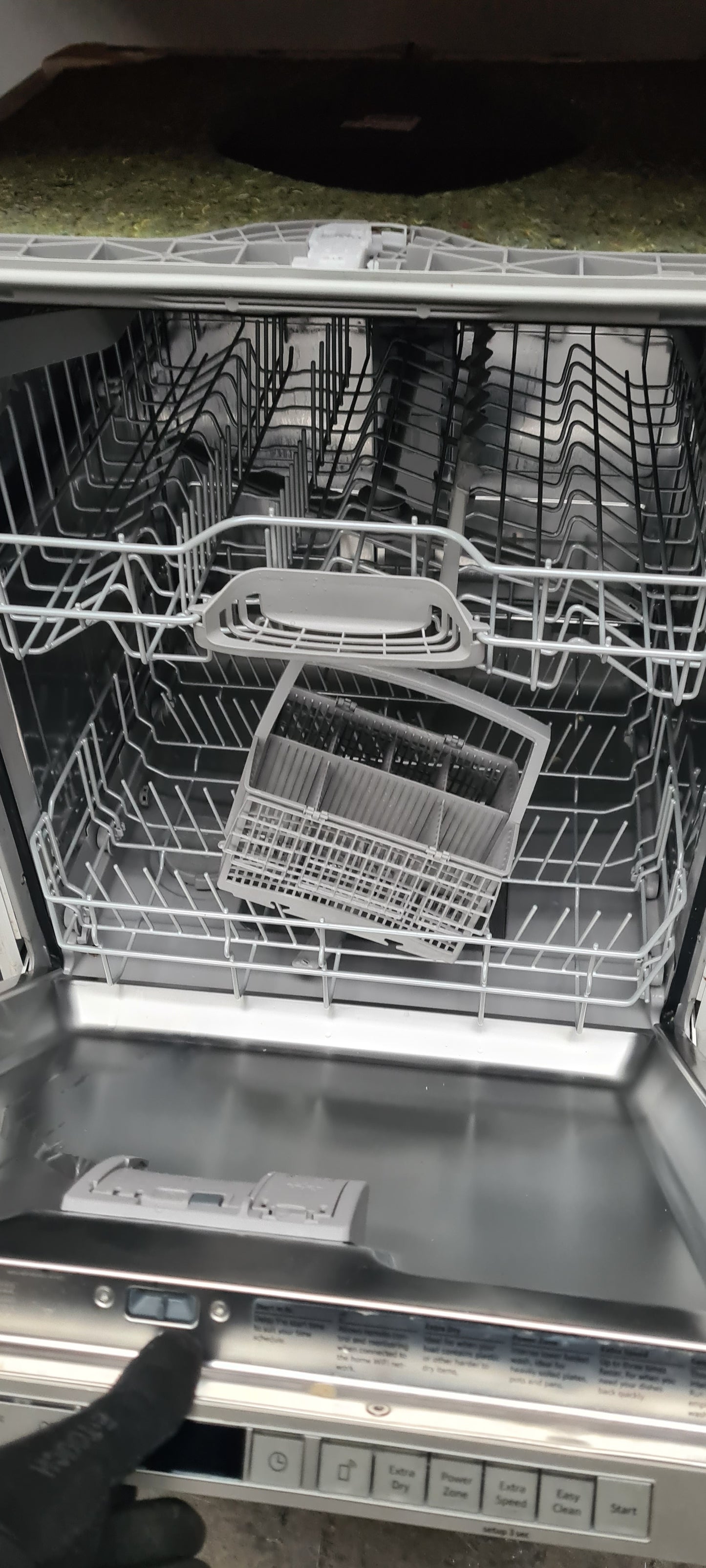 NEFF N30 S153HTX02G Fully Integrated Full Size Dishwasher - Silver Control Panel Missing Fitting Kit