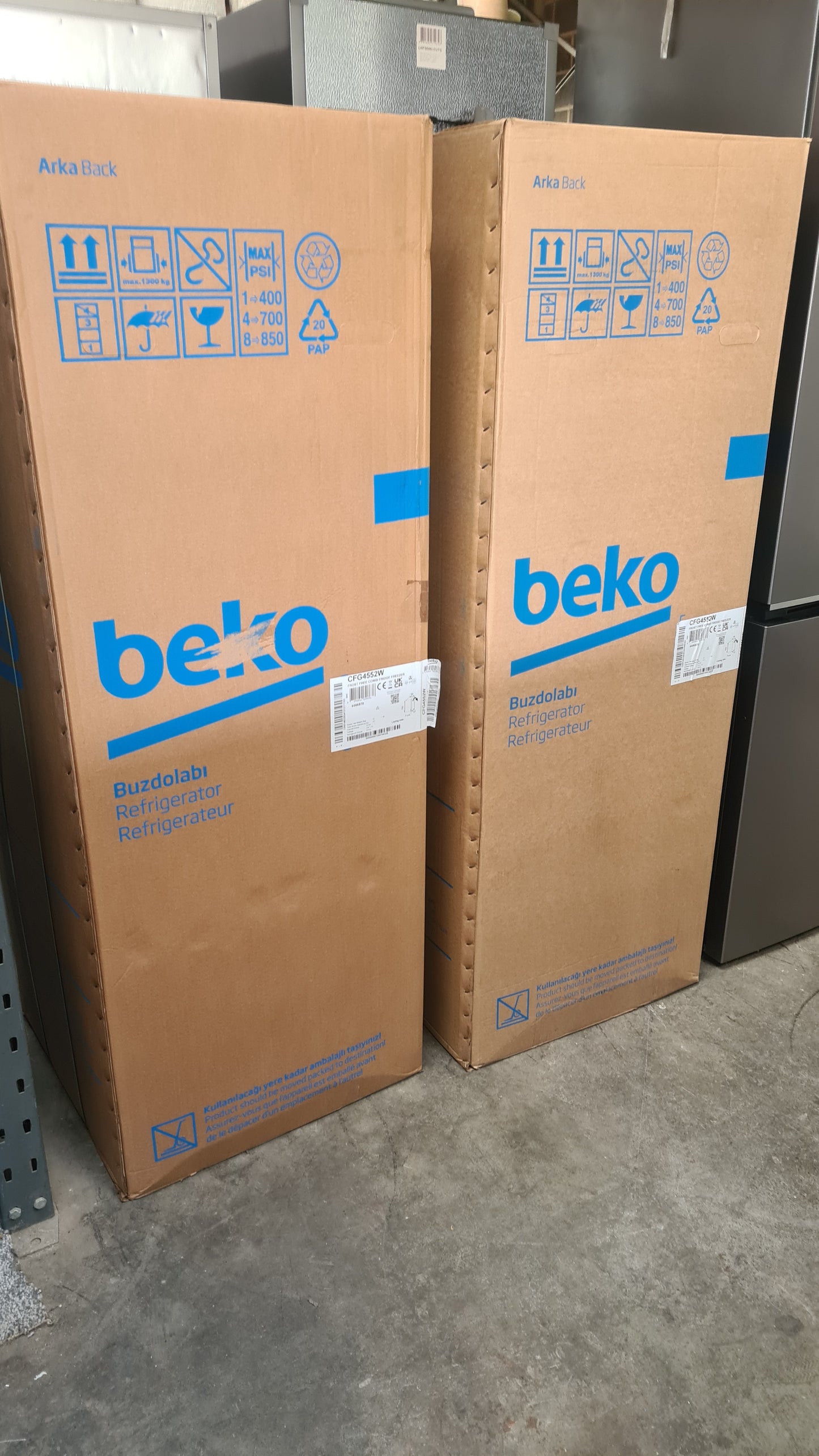 BEKO CFG4552W 50/50 Fridge Freezer - White new boxed