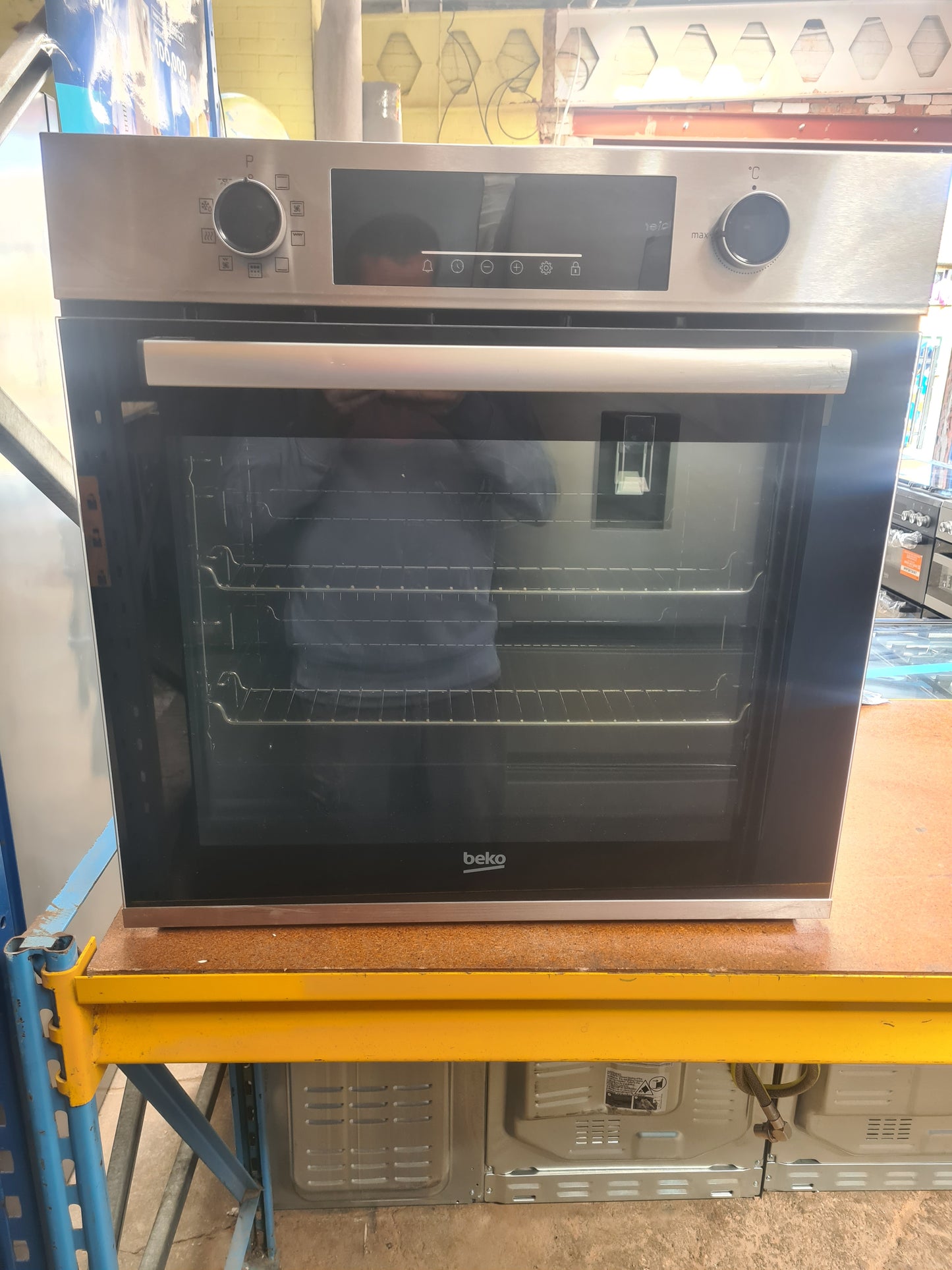 BEKO AeroPerfect RecycledNet BBXIE22300S Electric Oven - Silver
