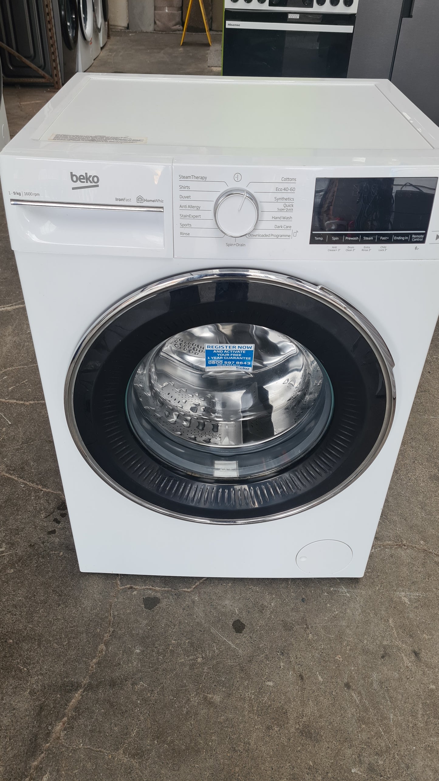 Beko 9kg 1600rpm Washing Machine IronFast RecycledTub™ | B3W5962IW Reconditioned