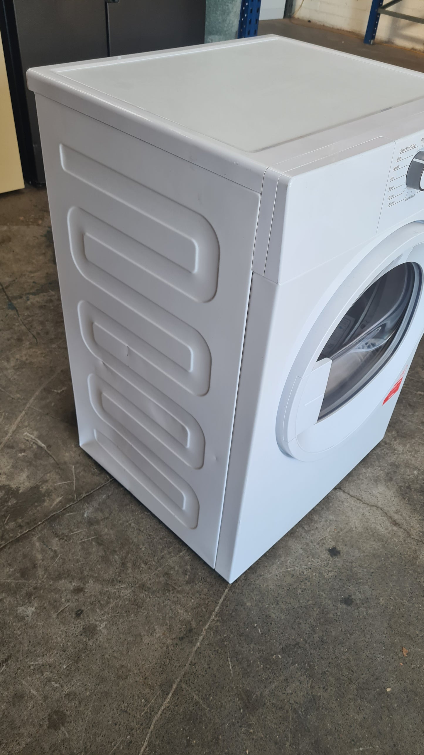 Blomberg LTA09020W 9kg Vented Tumble Dryer - White
