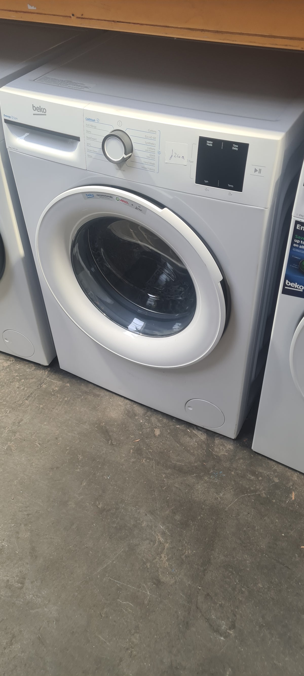 Beko EnergySpin™ BM3WT3841W 8kg Washing Machine with 1400 rpm - White - A Rated