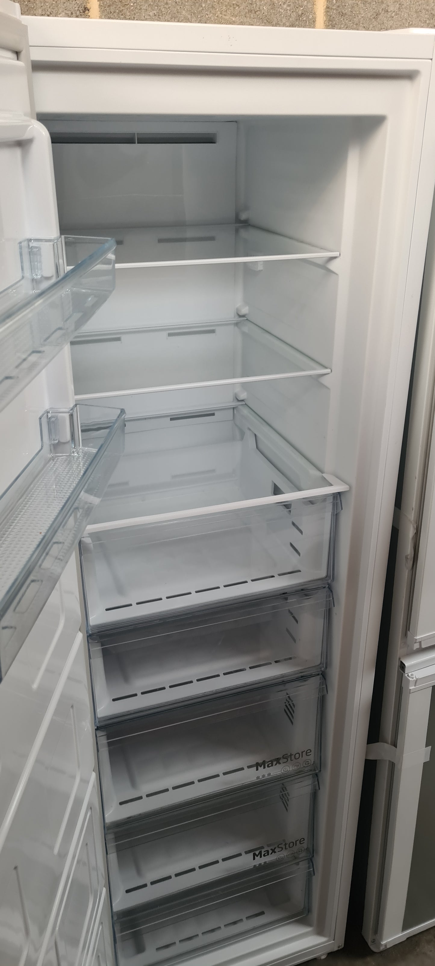 Beko FNP4686W 186cm Frost Free Upright Freezer - White