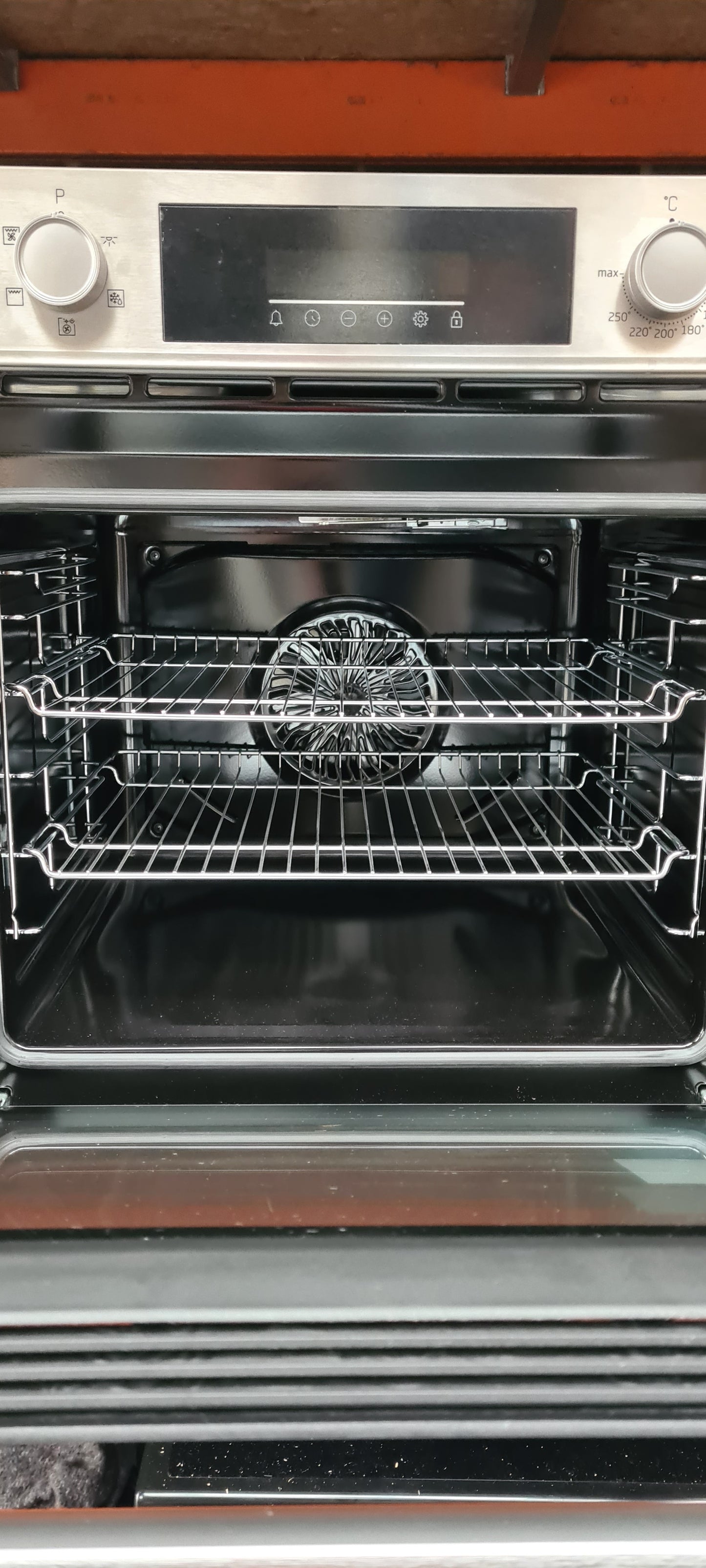 Beko 60cm Electric 72 Litre AeroPerfect Fan Single Oven - Stainless Steel - BBIF16300X