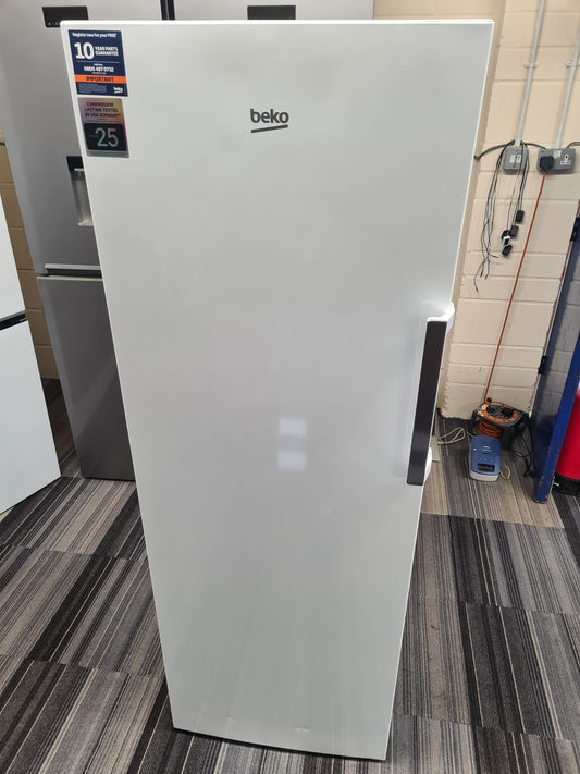 BEKO Pro LSP4671W Tall Fridge - White