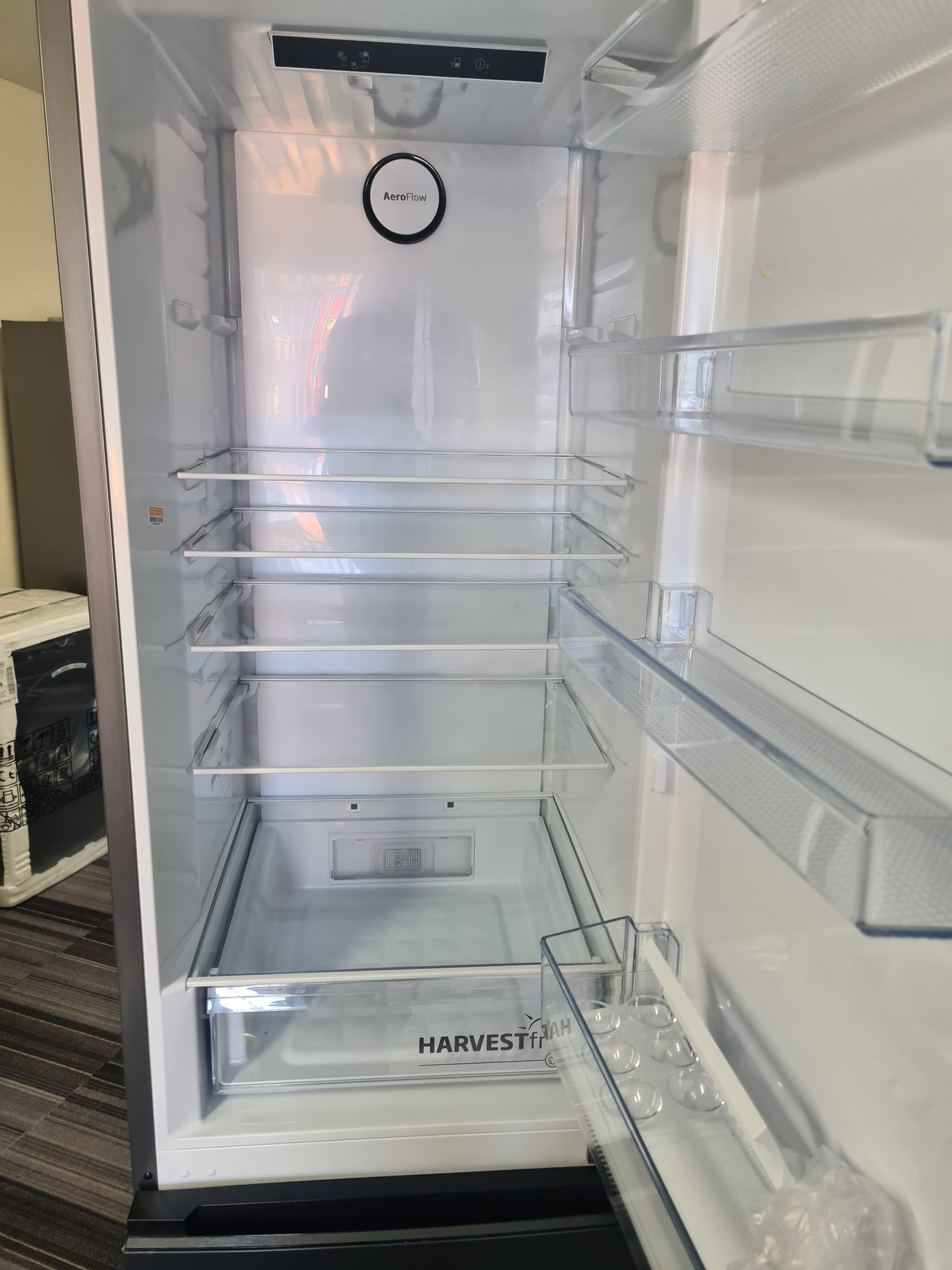 Beko HarvestFresh™ GNE4603VPZ 204cm High 60/40 Fridge Freezer - Anthracite - E Rated