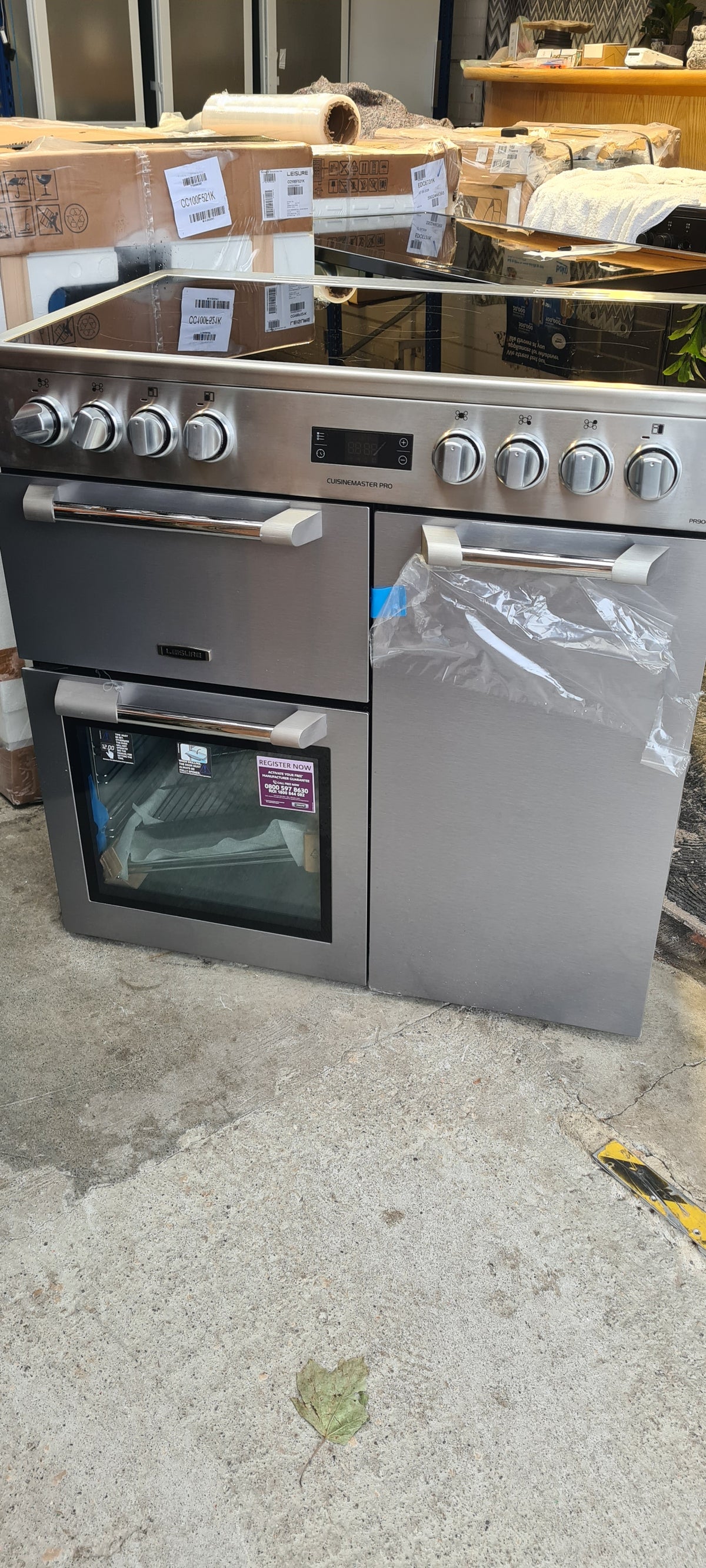 Leisure PR90C530X Cuisinemaster Pro
90cm Ceramic Range Cooker, Stainless Steel, A Rated