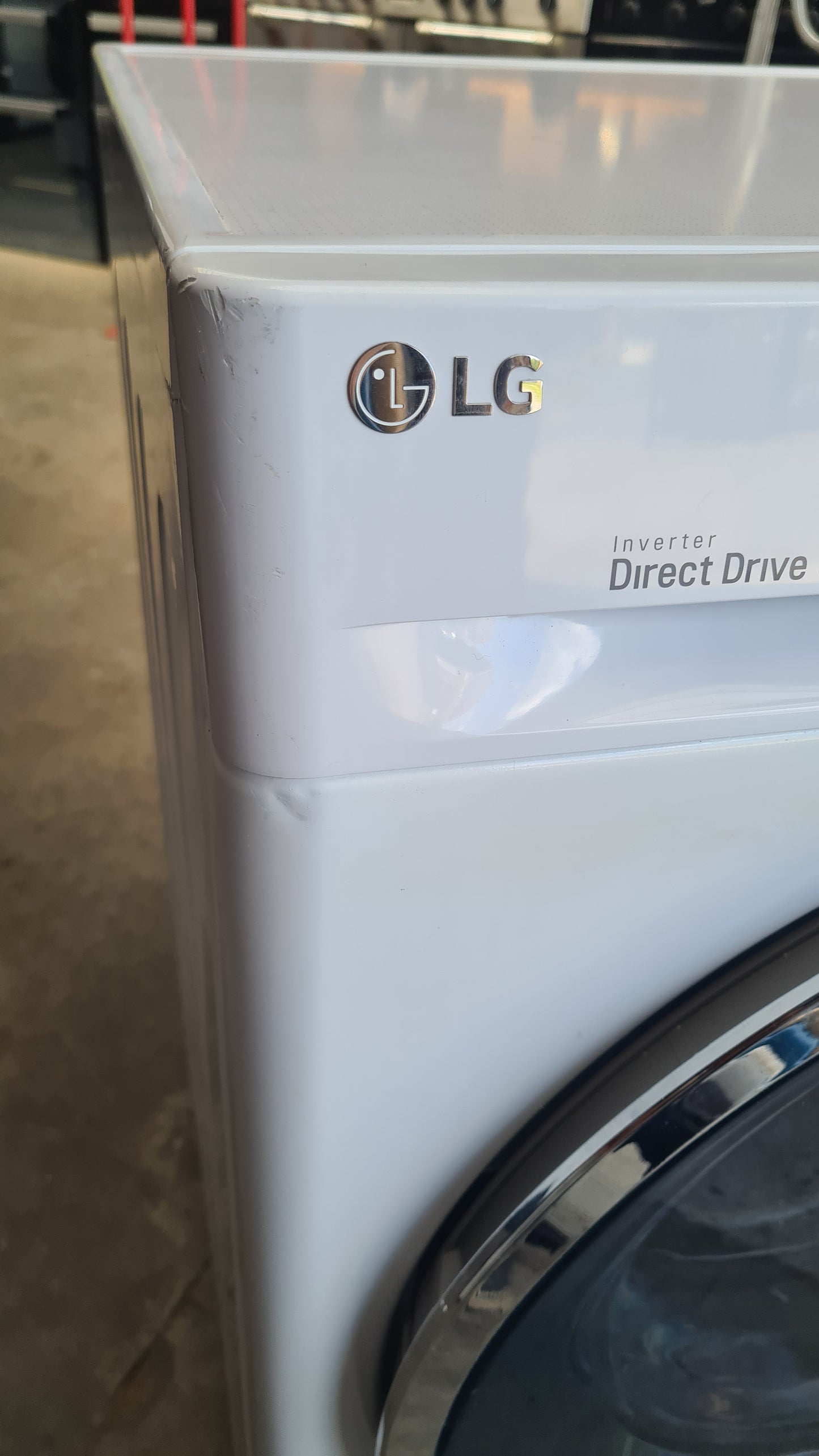 LG TurboWash with Direct Drive FH4U2VCN2 9 kg 1400 Spin Washing Machine - White RECONDITIONED