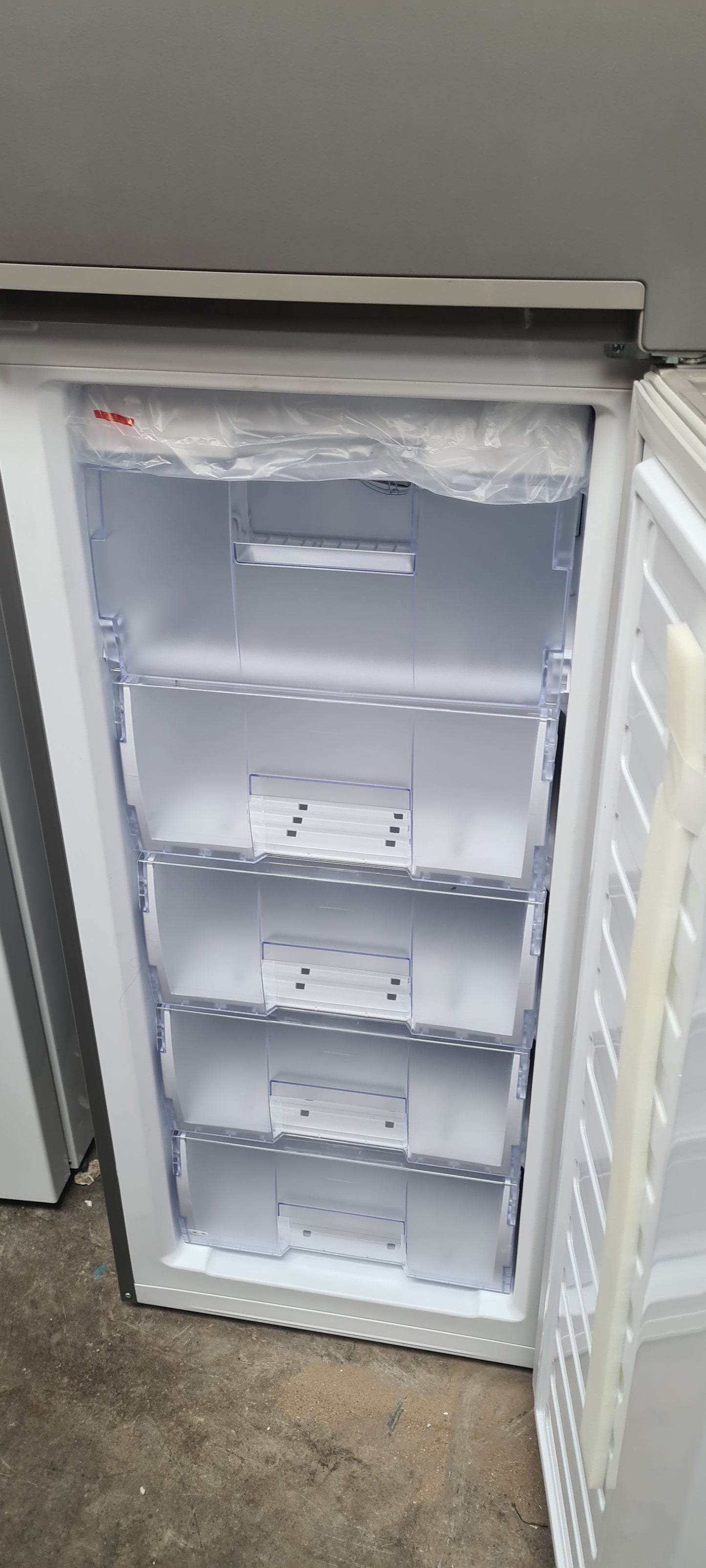 Beko CFG4501S 201cm 40/60 Frost Free Fridge Freezer - Silver