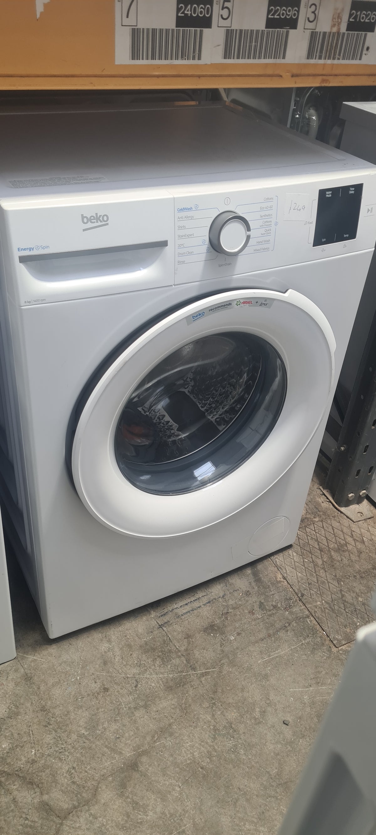 Beko EnergySpin™ BM3WT3841W 8kg Washing Machine with 1400 rpm - White - A Rated