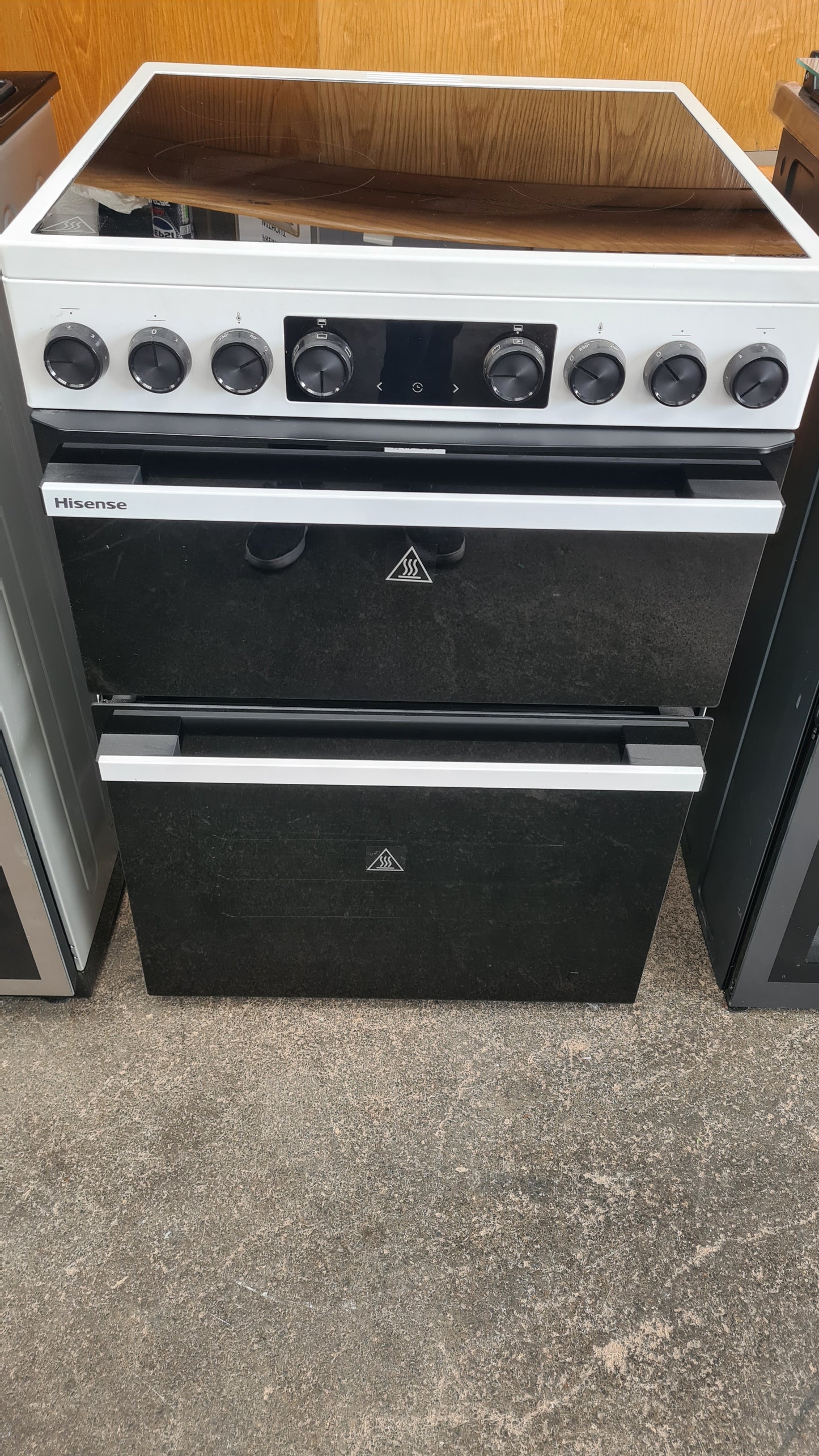 HISENSE Hi6 Max 80/50L HDCEC6C20W 60cm Electric Ceramic Cooker - White