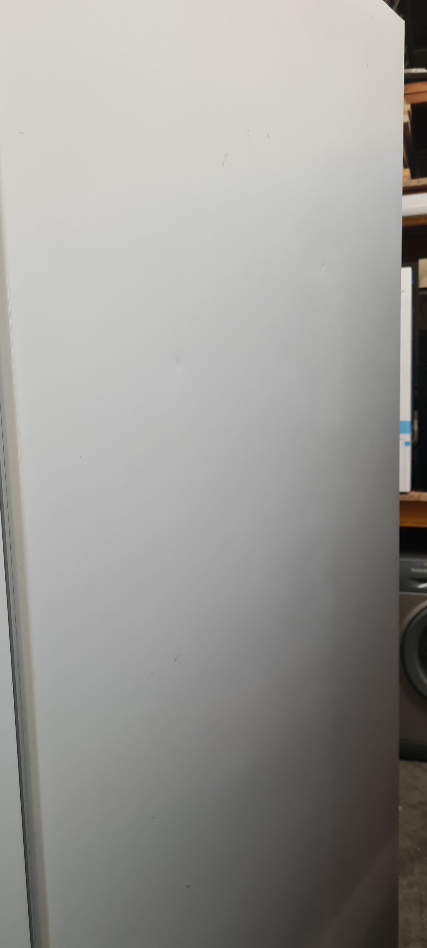 Samsung Series 5 RB38C602EWW 203cm 70/30 Total No Frost Fridge Freezer - White
