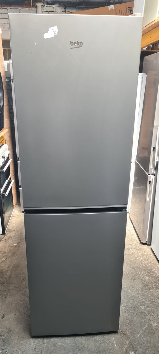Beko AeroFlow™ NoFrost CNG4692S 192cm 50/50 Frost Free Fridge Freezer - Silver