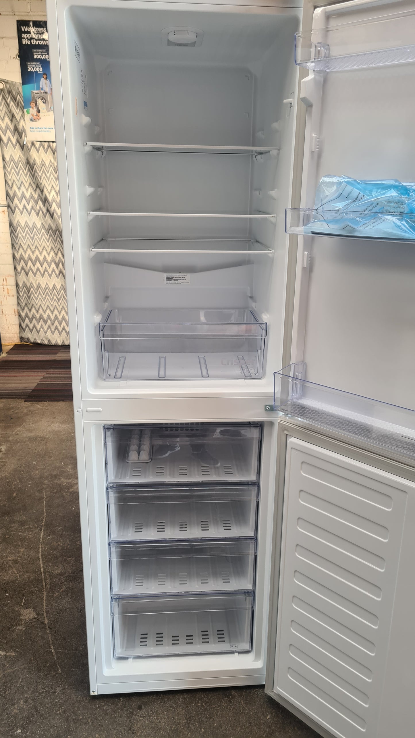 BEKO CFG4582W 50/50 Fridge Freezer - White