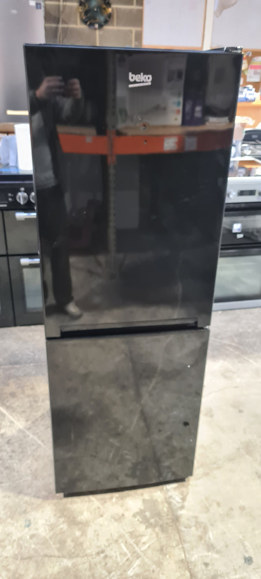 BEKO CFG4552B 50/50 Fridge Freezer - Black