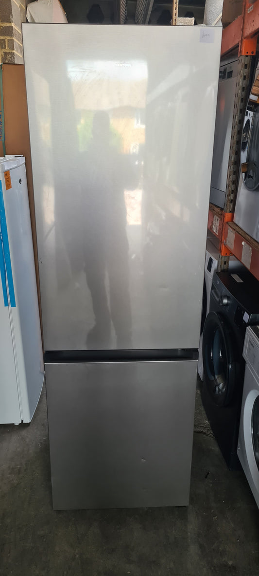 SAMSUNG Series 4 SpaceMax RB34C600ESA/EU Smart 70/30 Fridge Freezer - Silver