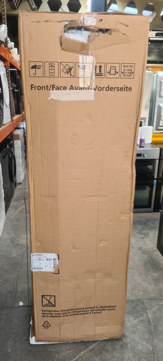 Blomberg KNE4554EVI VitaminCare+ 54cm 70/30 Integrated Frost Free Fridge Freezer