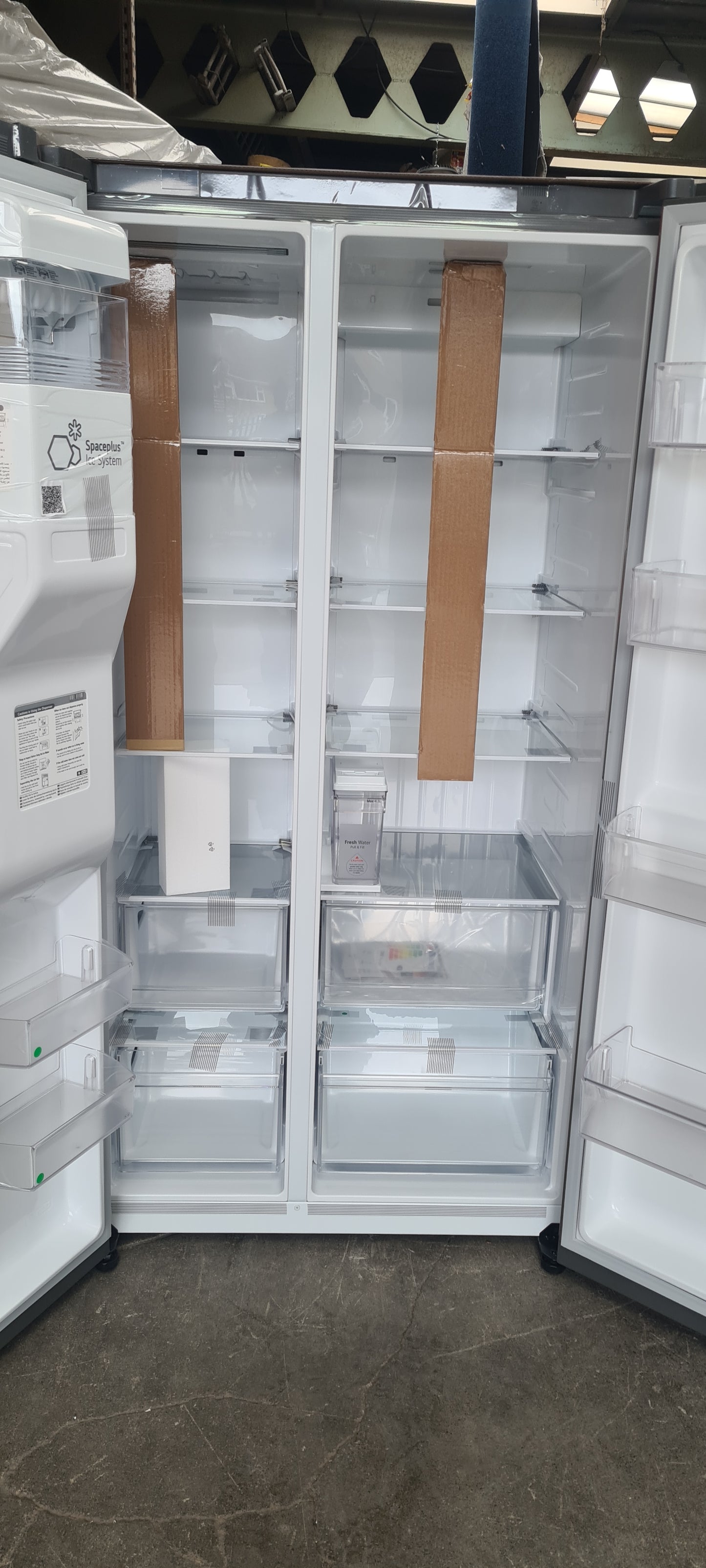 LG NatureFRESH GSLC41PYPE American-Style Fridge Freezer - Prime Silver