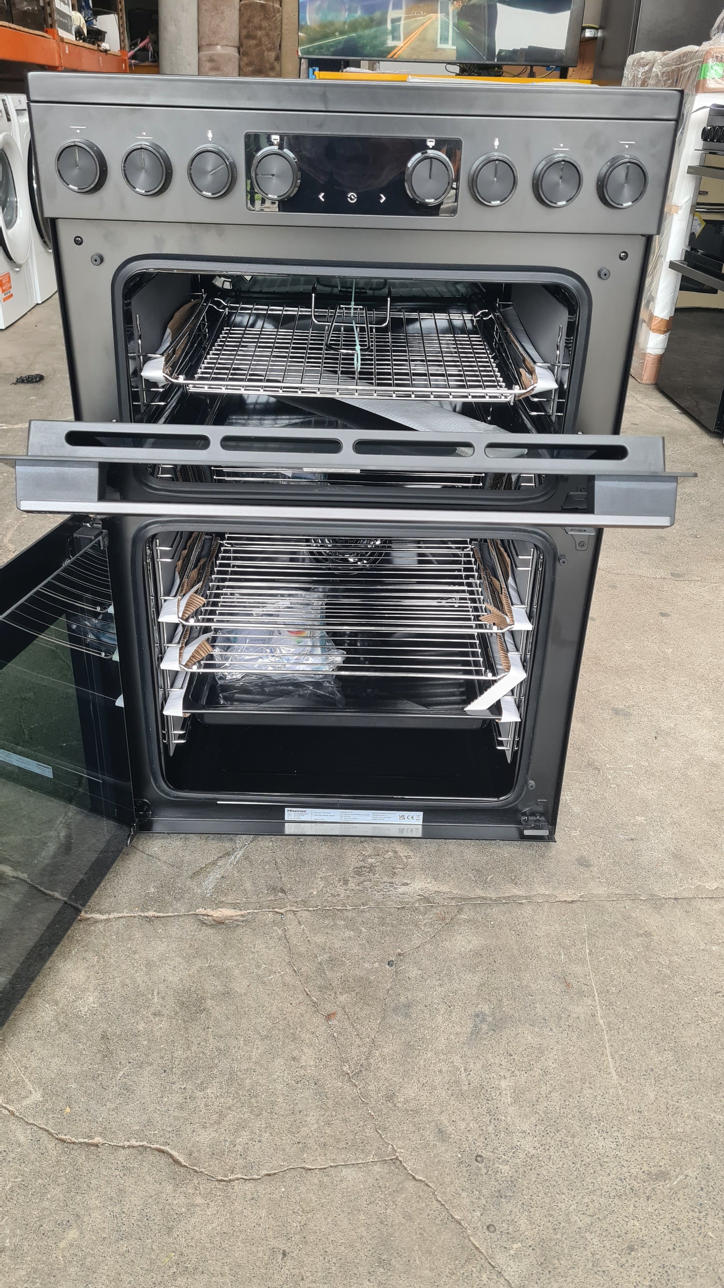 HISENSE Hi6 Max 80/50L HDCEC6C20B 60cm Electric Ceramic Cooker - Jet Black
