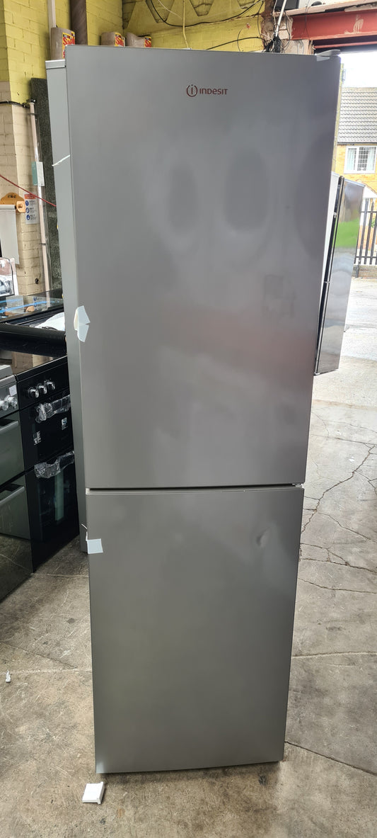 Indesit IKNH 1261 S4UK 182cm 50/50 Frost Free Fridge Freezer - Silver