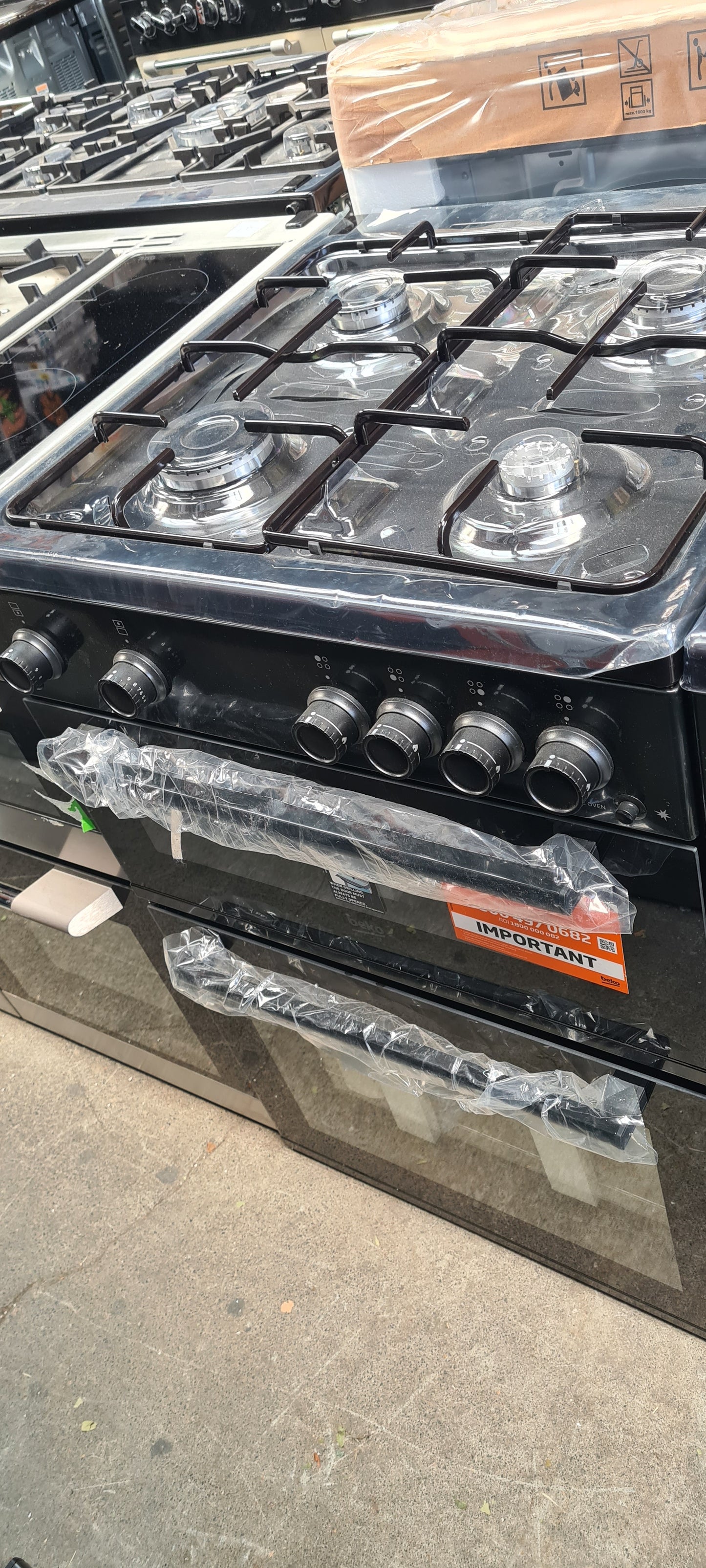 Beko FDG6201K 60cm wide Double Oven Gas Cooker - Black - A/A+ Rated