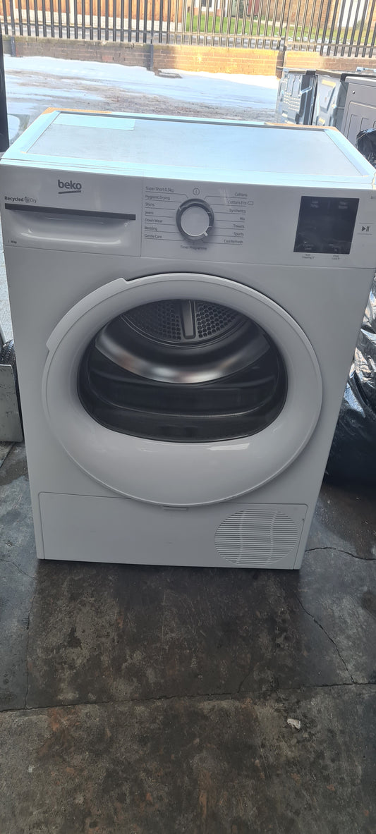 Beko SteamCure BM3T3822W 8Kg Heat Pump Tumble Dryer - White - A++ Rated