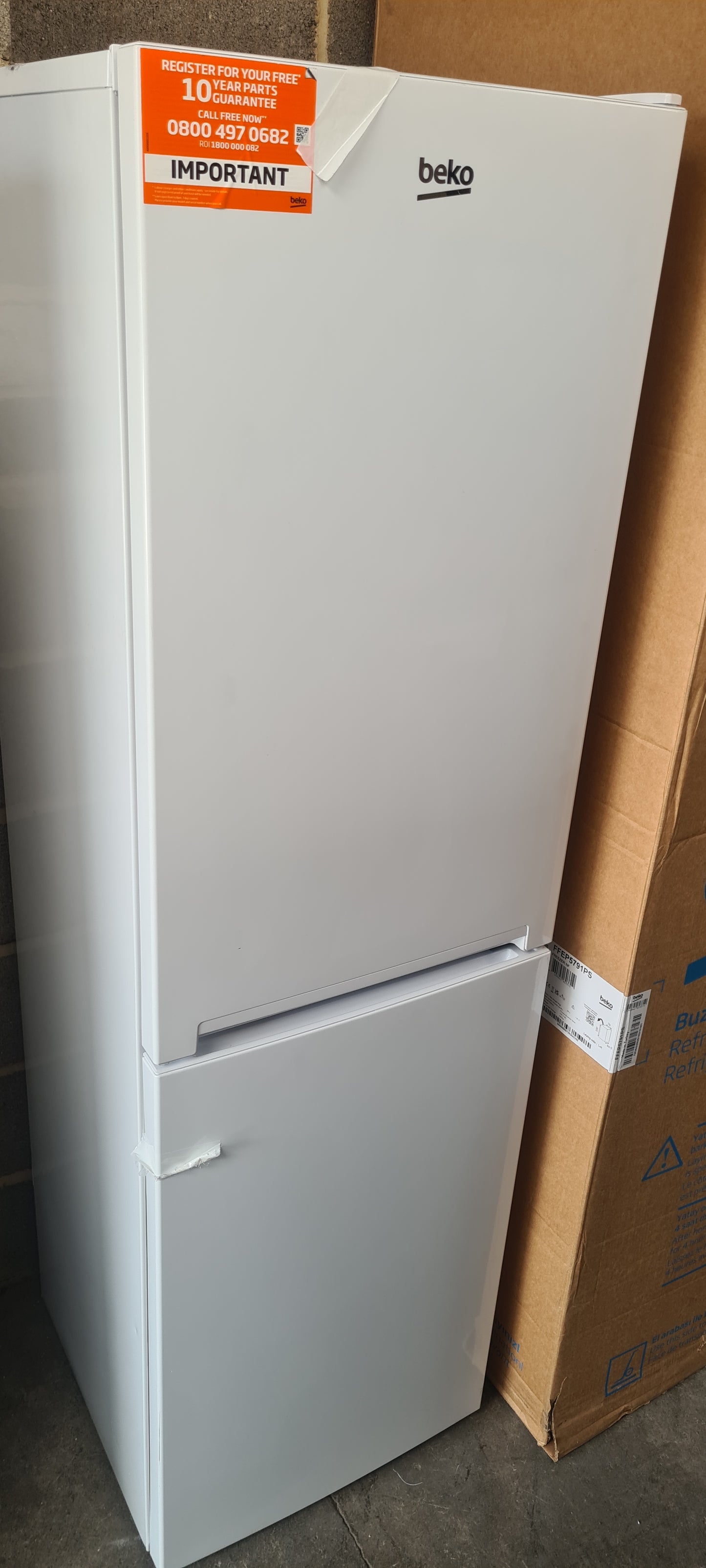 BEKO CSG4582W 50/50 Fridge Freezer - White