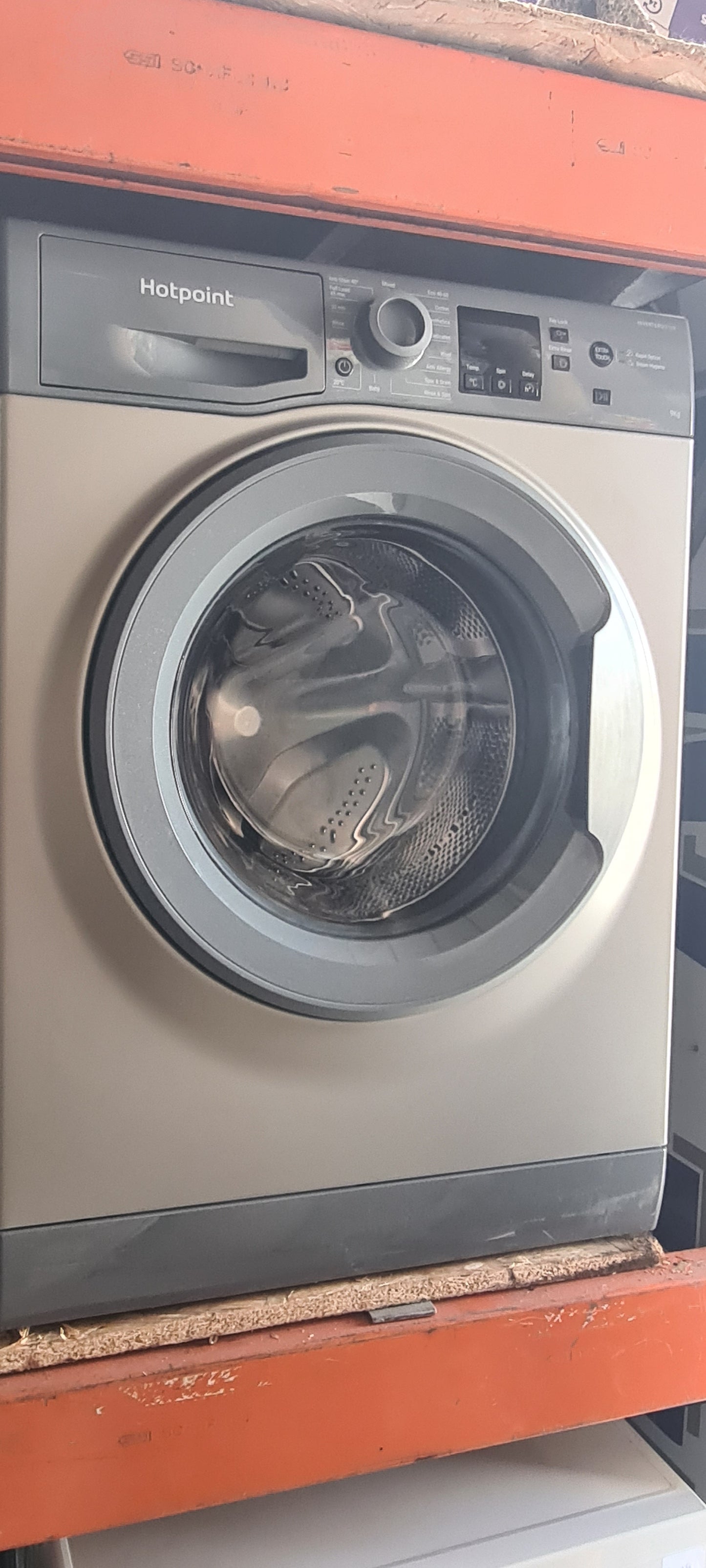 HOTPOINT Anti-stain NSWR 946 GK UK 9 kg 1400 Spin Washing Machine - Graphite