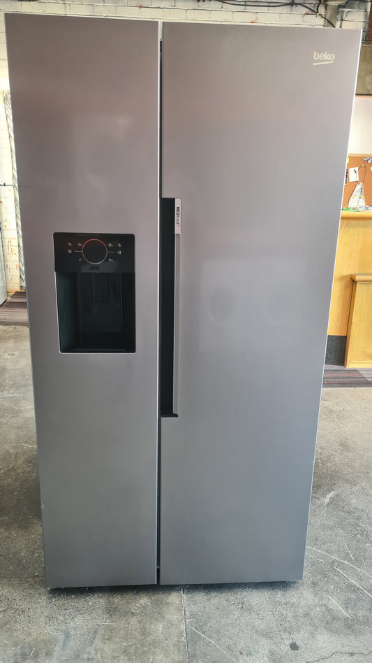 Beko HarvestFresh™ ASP342VPS Plumbed Frost Free American Fridge Freezer - Stainless Steel Effect
