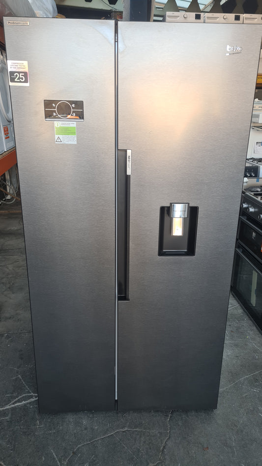 Beko HarvestFresh™ ASD2442VPZ Non-Plumbed Frost Free American Fridge Freezer - Black Steel