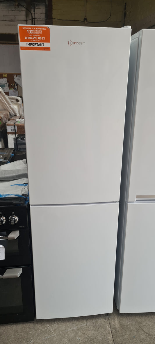 Indesit IB55732WUK 182cm 50/50 Fridge Freezer - White