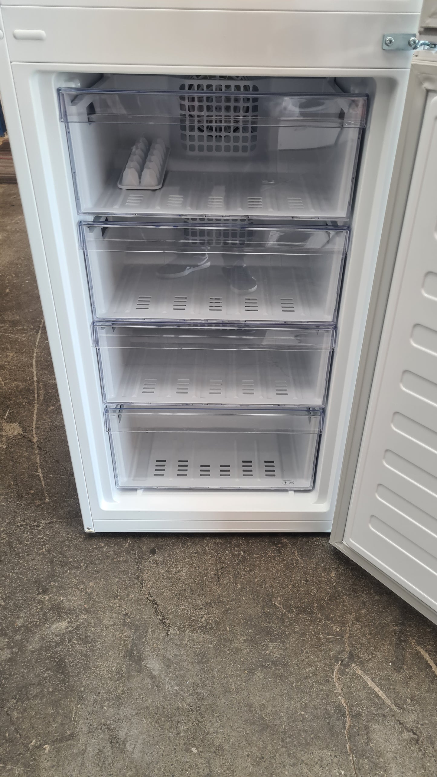 BEKO CFG4582W 50/50 Fridge Freezer - White