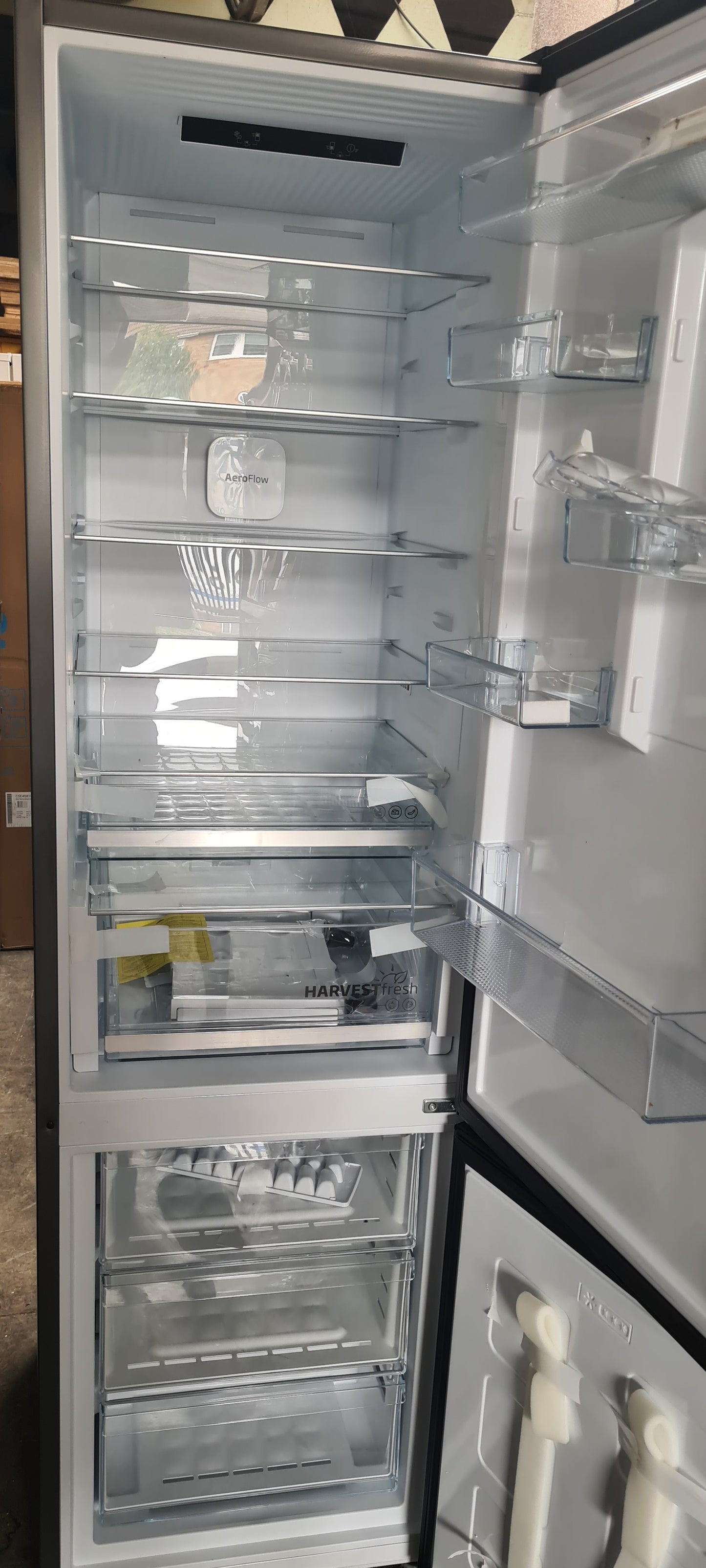 BEKO Pro HarvestFresh AeroFlow CNA7603VPZ 70/30 Fridge Freezer - Black Steel
