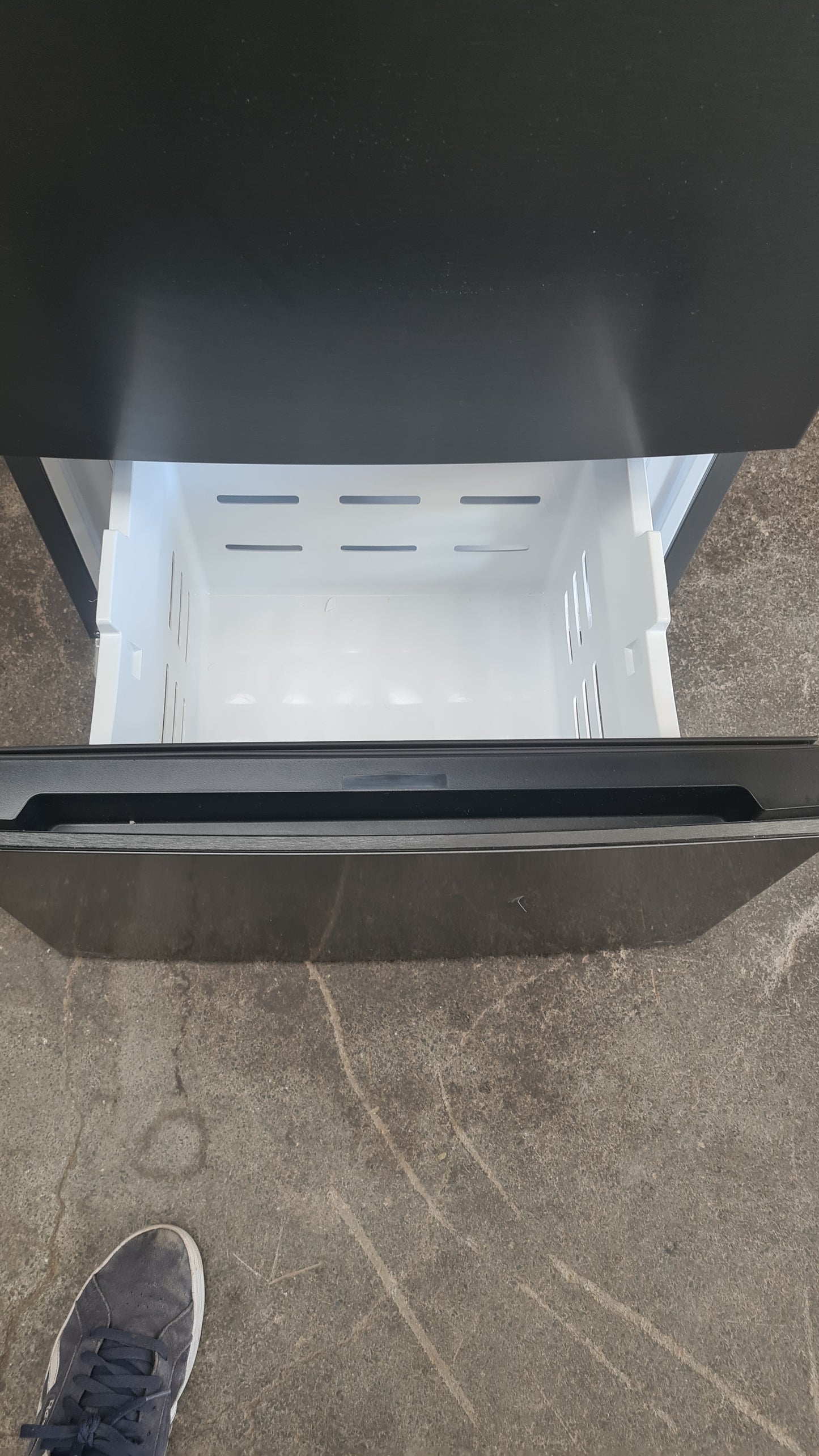 BEKO Pro HarvestFresh GNE4603VPZ 70/30 Fridge Freezer - Black Steel