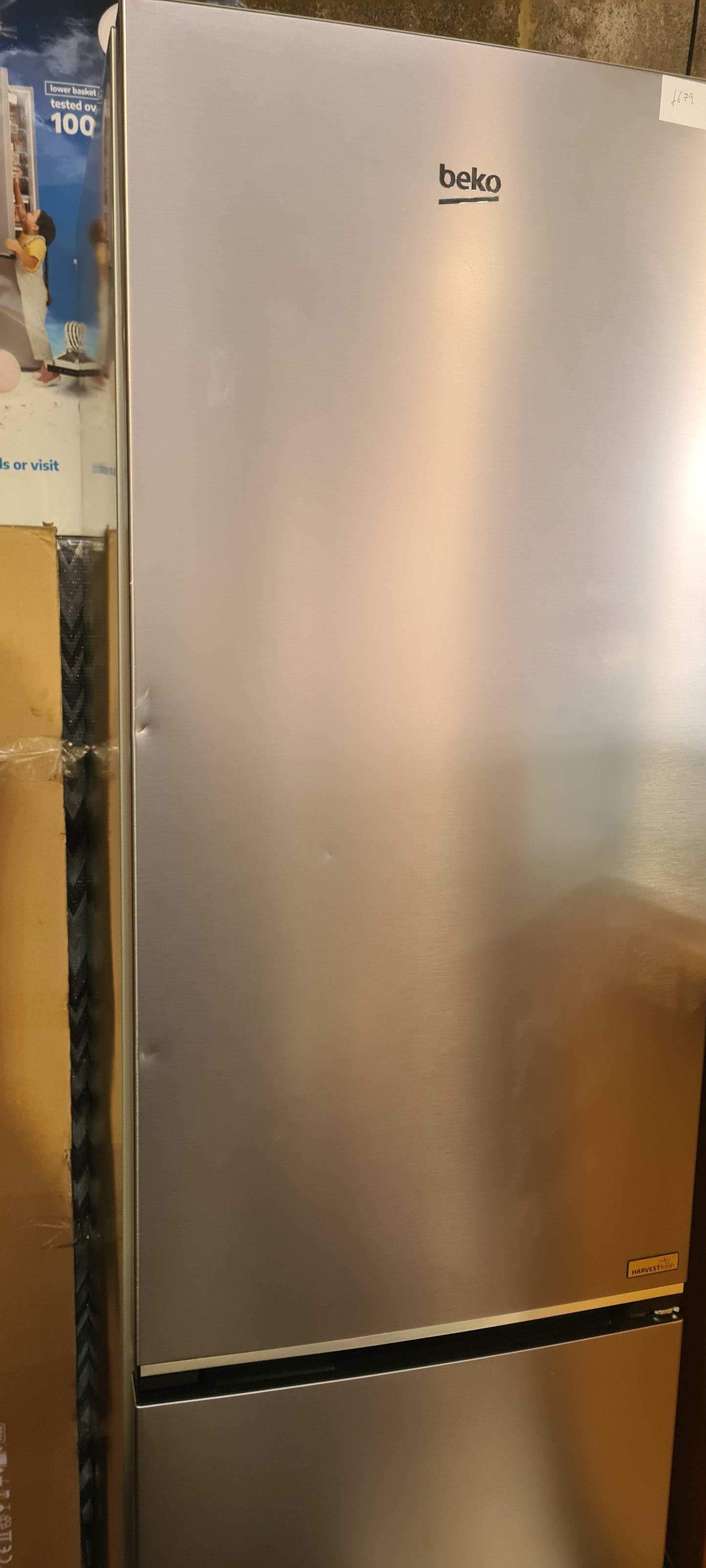 Beko HarvestFresh™ CNG8603VPX 204cm 60/40 Fridge Freezer - Stainless Steel  EX display