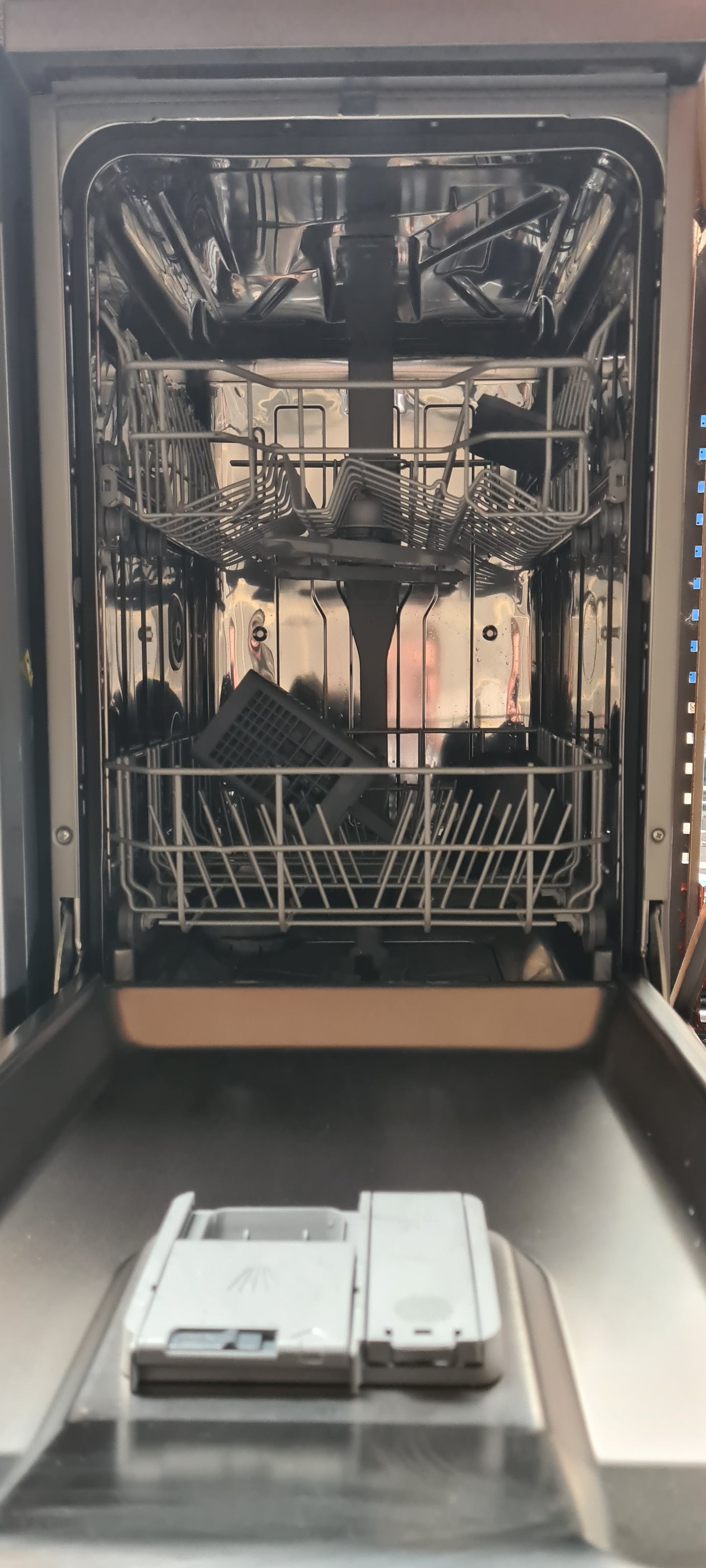 BEKO DVS04X20X Slimline Dishwasher - Stainless Steel