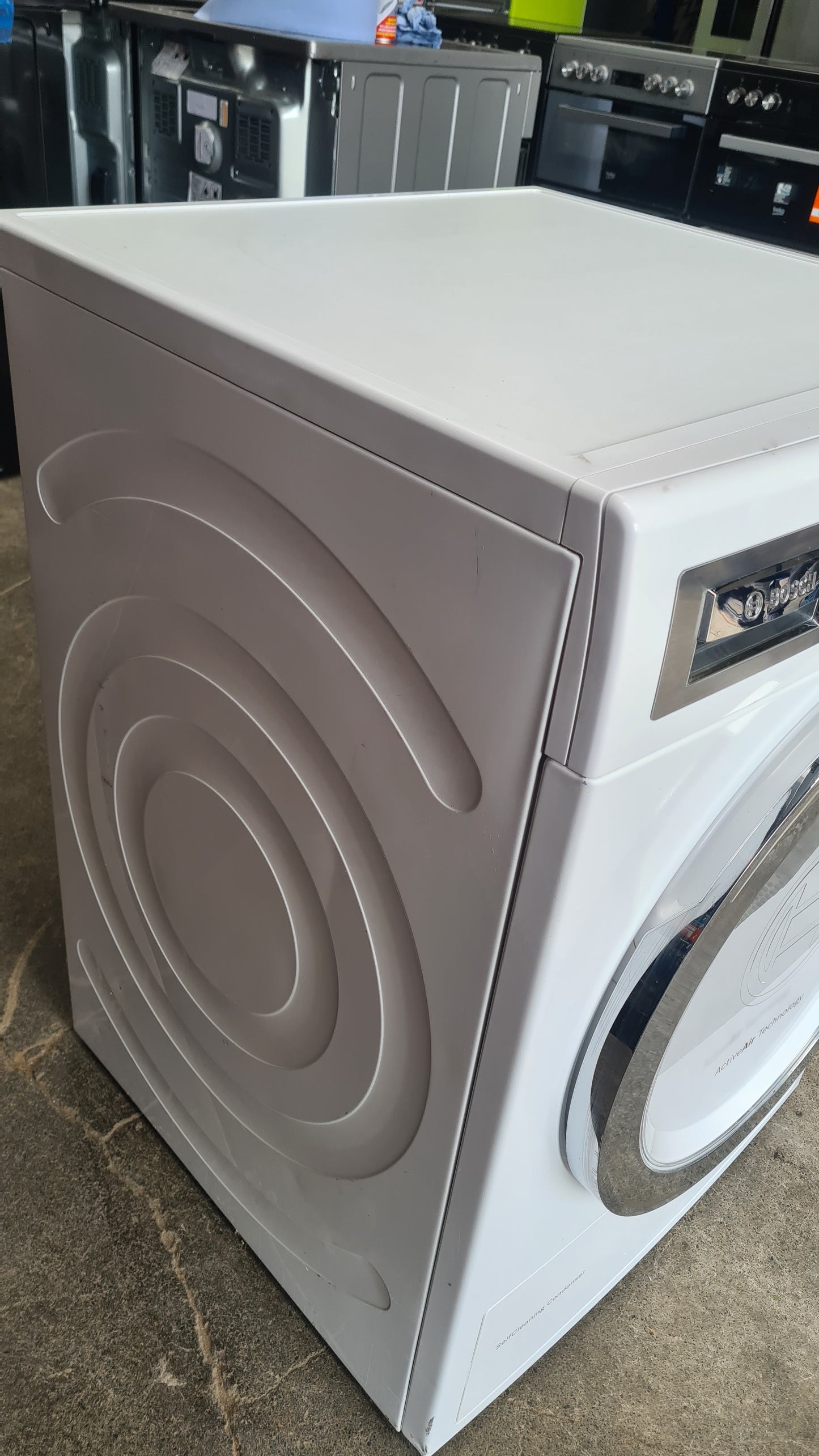 BOSCH WTYH6790GB 9kg Heat Pump Condenser Tumble Dryer with A++ Energy RECONDITIONED