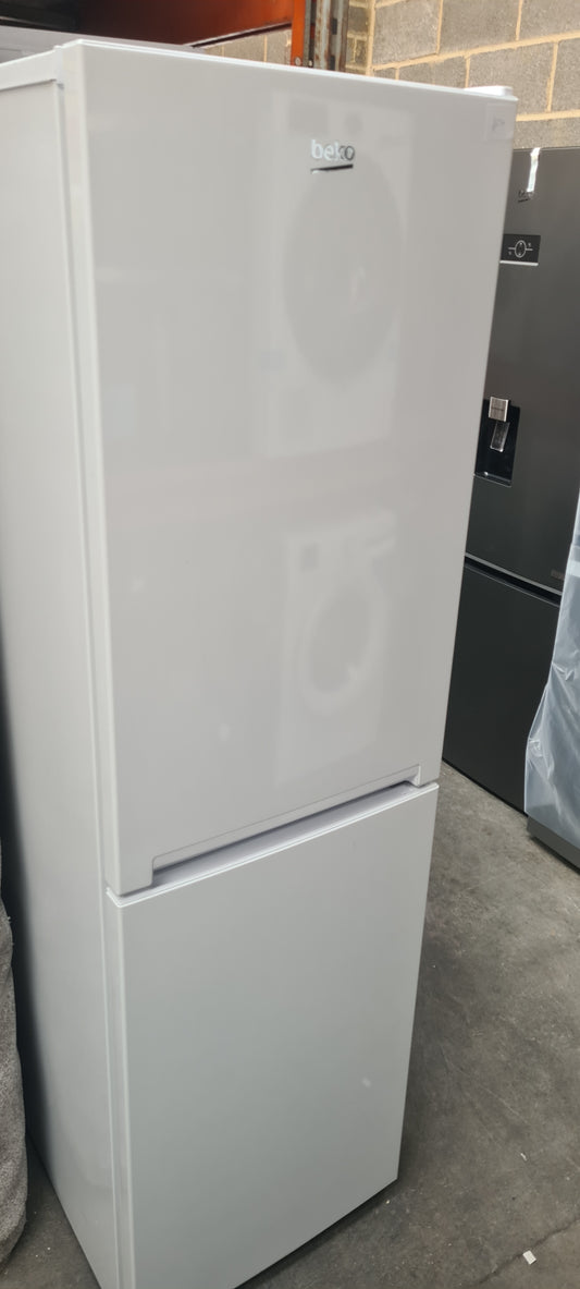 BEKO CSG4582W 50/50 Fridge Freezer - White