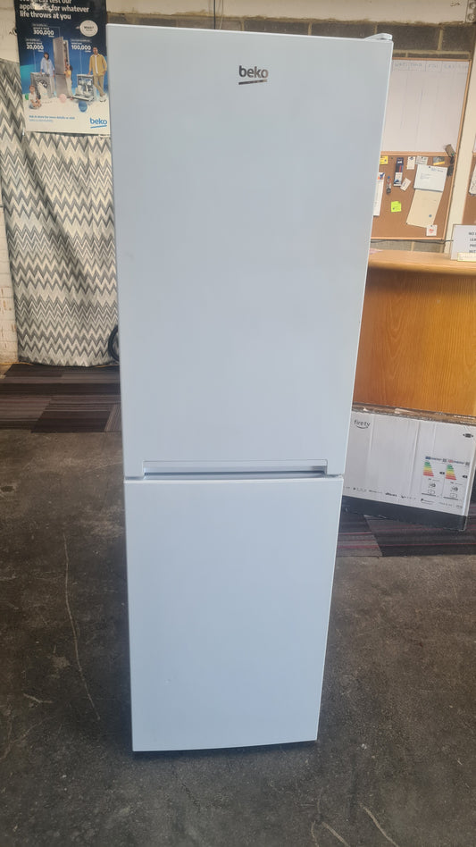 BEKO CFG4582W 50/50 Fridge Freezer - White